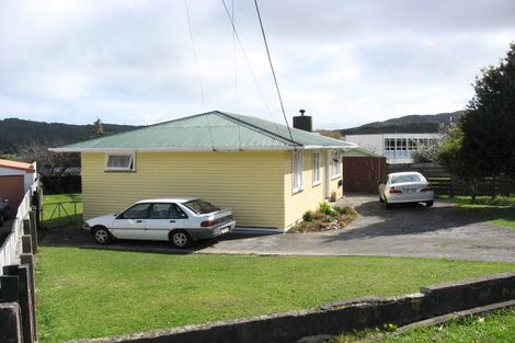 Photo of property in 9 Isabel Grove, Wainuiomata, Lower Hutt, 5014