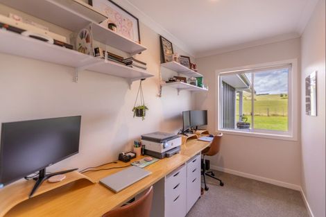 Photo of property in 96 Lindsay Road, Waipukurau, 4283