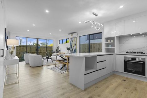 Photo of property in 20b Hill Road, Papatoetoe, Auckland, 2025