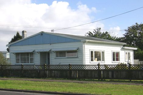 Photo of property in 2 Rathgar Road, Henderson, Auckland, 0610