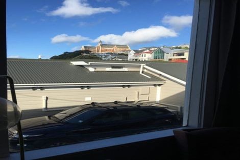 Photo of property in 10 Prince Street, Mount Victoria, Wellington, 6011