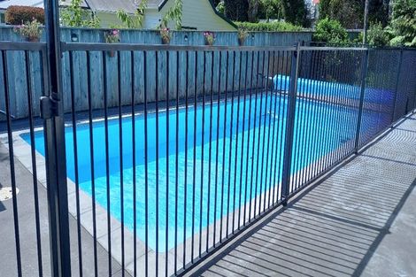 Photo of property in 24a Bracken Street, New Plymouth, 4310