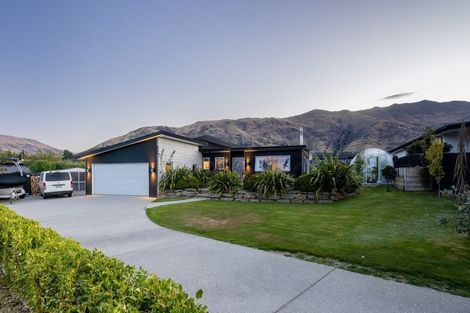 Photo of property in 22 Ruby Ridge, Wanaka, 9305