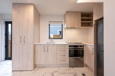 Photo of property in 3/97 Whites Line East, Waiwhetu, Lower Hutt, 5010