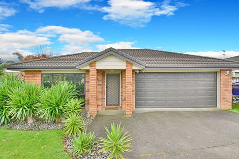 Photo of property in 53 Blackwood Drive, Wattle Downs, Auckland, 2103