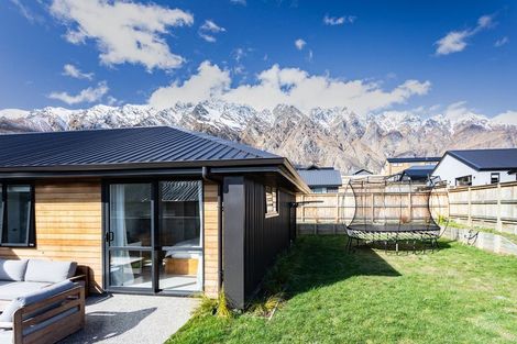 Photo of property in 13 Till Street, Jacks Point, 9371