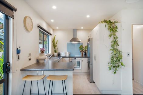 Photo of property in 29 Thomas Street, Stokes Valley, Lower Hutt, 5019