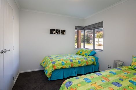 Photo of property in 6 Holdom Place, Clyde, 9330