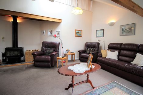 Photo of property in 11 Craig Place, Bridge Hill, Alexandra, 9320