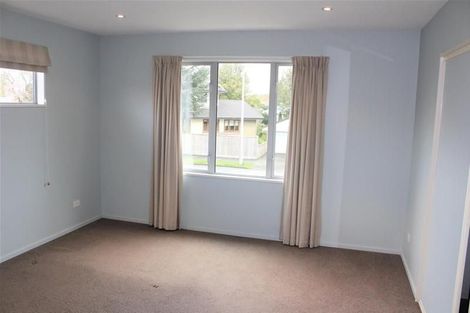 Photo of property in 74 Grahams Road, Burnside, Christchurch, 8041