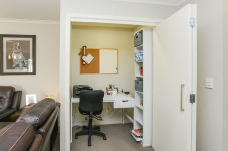 Photo of property in 100a Guppy Road, Taradale, Napier, 4112