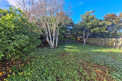 Photo of property in 7 Sullivan Avenue, Mangere Bridge, Auckland, 2022