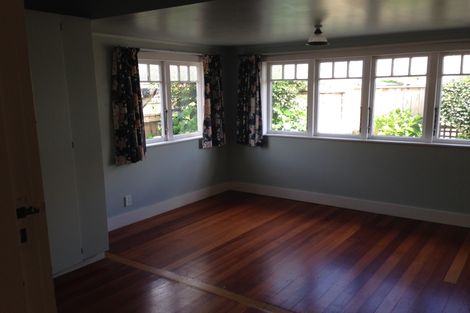 Photo of property in 36 Clare Street, Cambridge, 3434