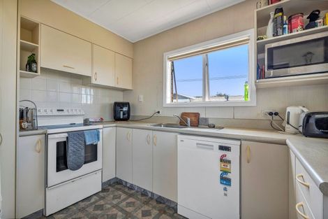 Photo of property in 38 Clemow Road, Fitzroy, New Plymouth, 4312