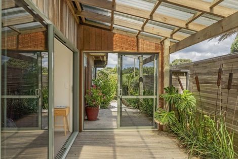 Photo of property in 56 Paku Drive, Tairua, 3508
