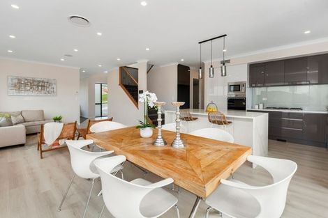 Photo of property in 31 Maka Terrace, Orewa, 0931