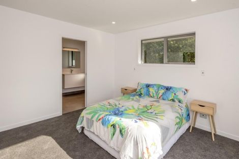 Photo of property in 25 Barry Curtis Place, Levin, 5510