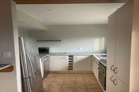 Photo of property in 91 Nevay Road, Miramar, Wellington, 6022