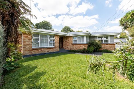 Photo of property in 16 Walsh Street, Forest Lake, Hamilton, 3200