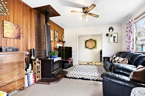 Photo of property in 21a Ribblesdale Road, Henderson, Auckland, 0612