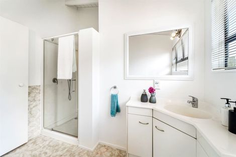 Photo of property in 112b Brightside Road, Stanmore Bay, Whangaparaoa, 0932