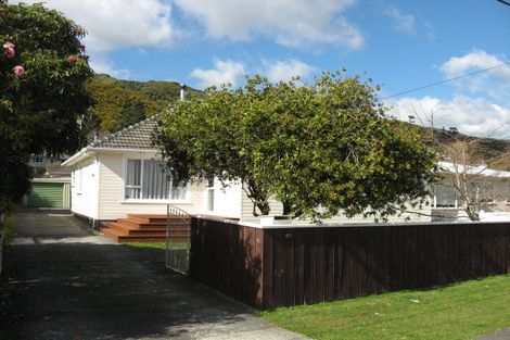 Photo of property in 67 Peel Place, Wainuiomata, Lower Hutt, 5014