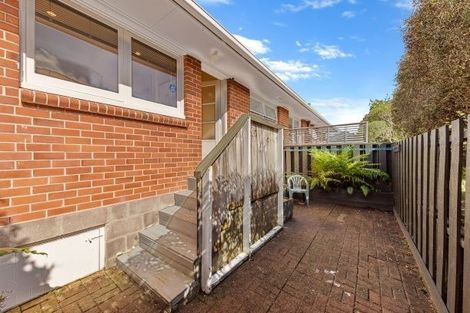 Photo of property in 2/43 Tramway Road, Beach Haven, Auckland, 0626