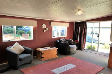 Photo of property in 216 Clyde Street, Balclutha, 9230