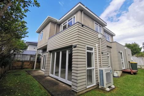 Photo of property in 2/78 Birkenhead Avenue, Birkenhead, Auckland, 0626