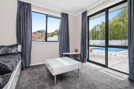 Photo of property in 2d Country Club Lane, Waiuku, 2123