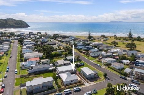 Photo of property in 8 Scarborough Road, Waihi Beach, 3611