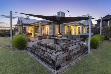 Photo of property in 15 Lynley Park Drive, Omokoroa, 3114