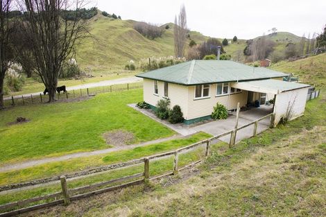 Photo of property in 3060 Tiniroto Road, Tiniroto, Manutuke, 4078