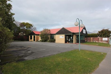 Photo of property in 164 Queenspark Drive, Parklands, Christchurch, 8083