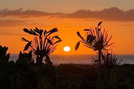 Photo of property in 7 Kent Avenue, Waitarere Beach, Levin, 5510