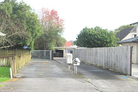 Photo of property in 1/327 Bucklands Beach Road, Bucklands Beach, Auckland, 2012