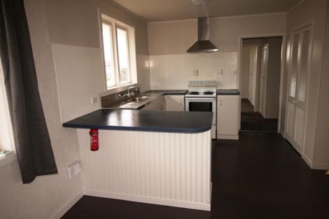 Photo of property in 42 Roberts Road, Te Atatu South, Auckland, 0610