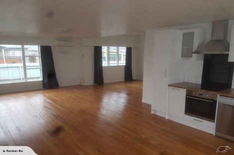 Photo of property in 80a Bell Road, Waiwhetu, Lower Hutt, 5010