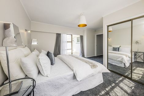 Photo of property in 16 Eastburn Street, Papakura, 2110