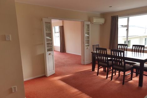 Photo of property in 71 Taylor Terrace, Tawa, Wellington, 5028