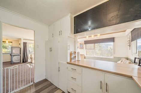 Photo of property in 110 Holborn Drive, Stokes Valley, Lower Hutt, 5019