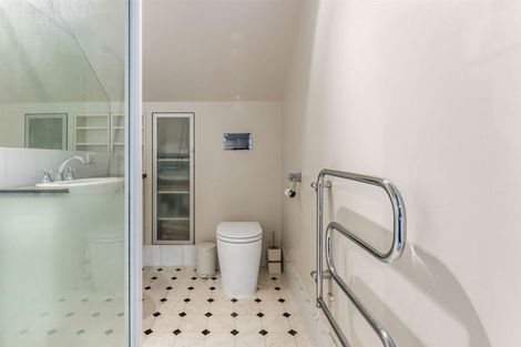 Photo of property in 15 Crichton Terrace, Cashmere, Christchurch, 8022