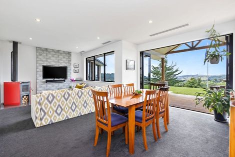 Photo of property in 65b Manuka Grove, Helensville, 0875