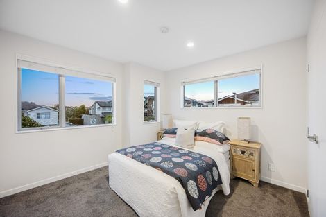 Photo of property in 27 Westerley Place, Long Bay, Auckland, 0630