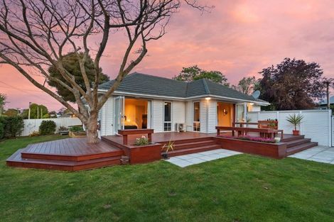 Photo of property in 40 Saint James Avenue, Papanui, Christchurch, 8053