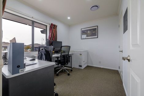 Photo of property in 2 Masefield Terrace, Kelvin Grove, Palmerston North, 4414