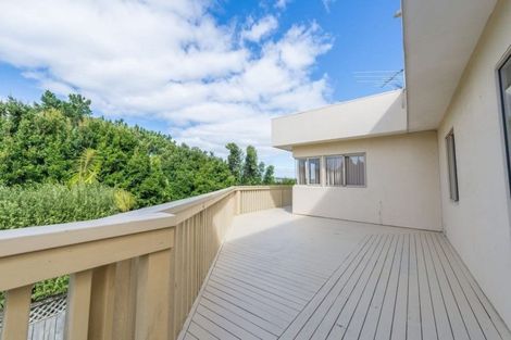 Photo of property in 2/78 Carlisle Road, Browns Bay, Auckland, 0632