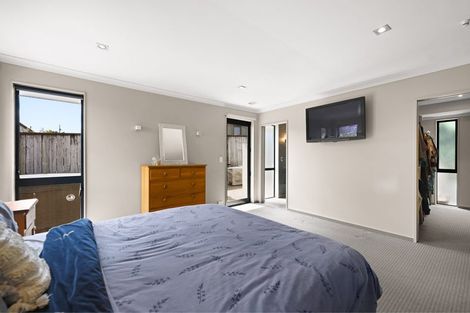 Photo of property in 21 Raddington Way, Huntington, Hamilton, 3210