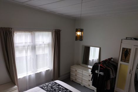 Photo of property in 161 Queen Street, Westport, 7825