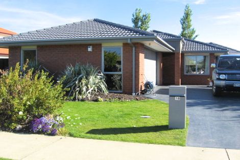 Photo of property in 18 Baltic Place, Northwood, Christchurch, 8051